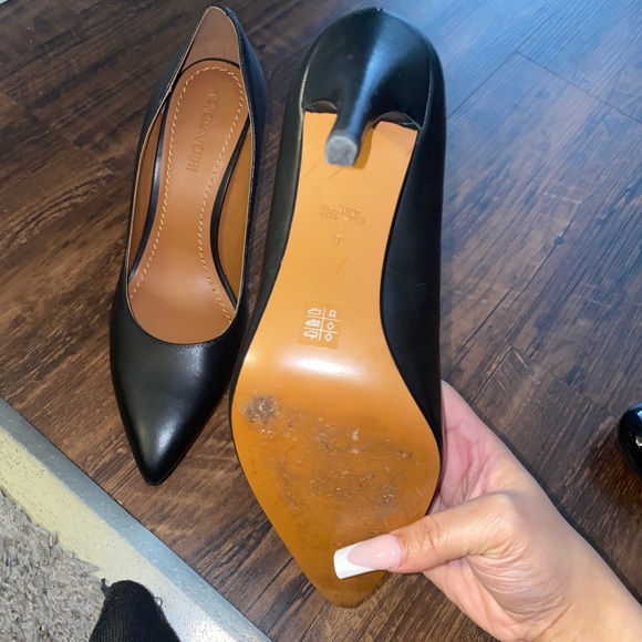 Coach pumps - Picture 2 of 2